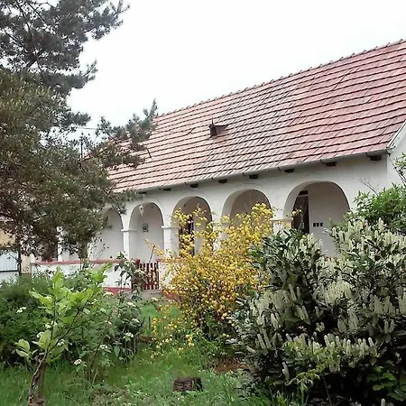 Gadoros Vendeghaz Guest house Egerszalok