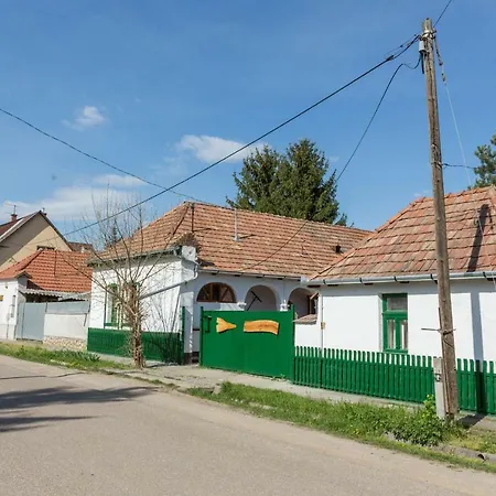 Affittacamere Gádoros Vendégház *